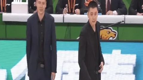 浓眉左内收肌恢复良好，预计两周后公布复查情况